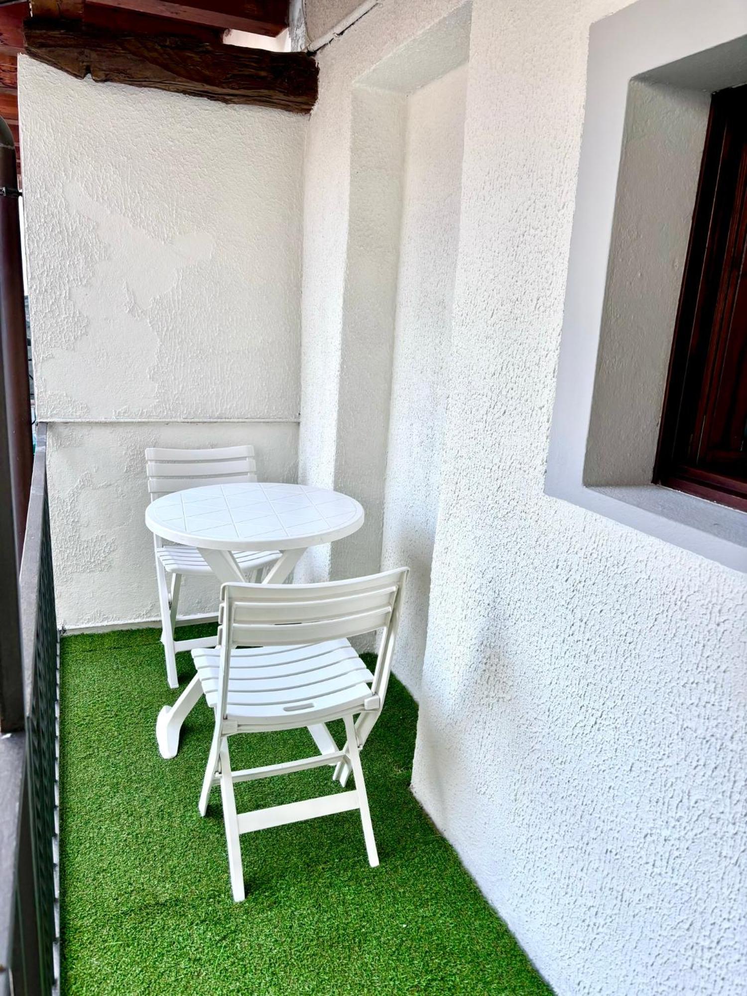 Vittoria Holiday House - Tulip Apartment And Tulip Room Stresa Exterior foto