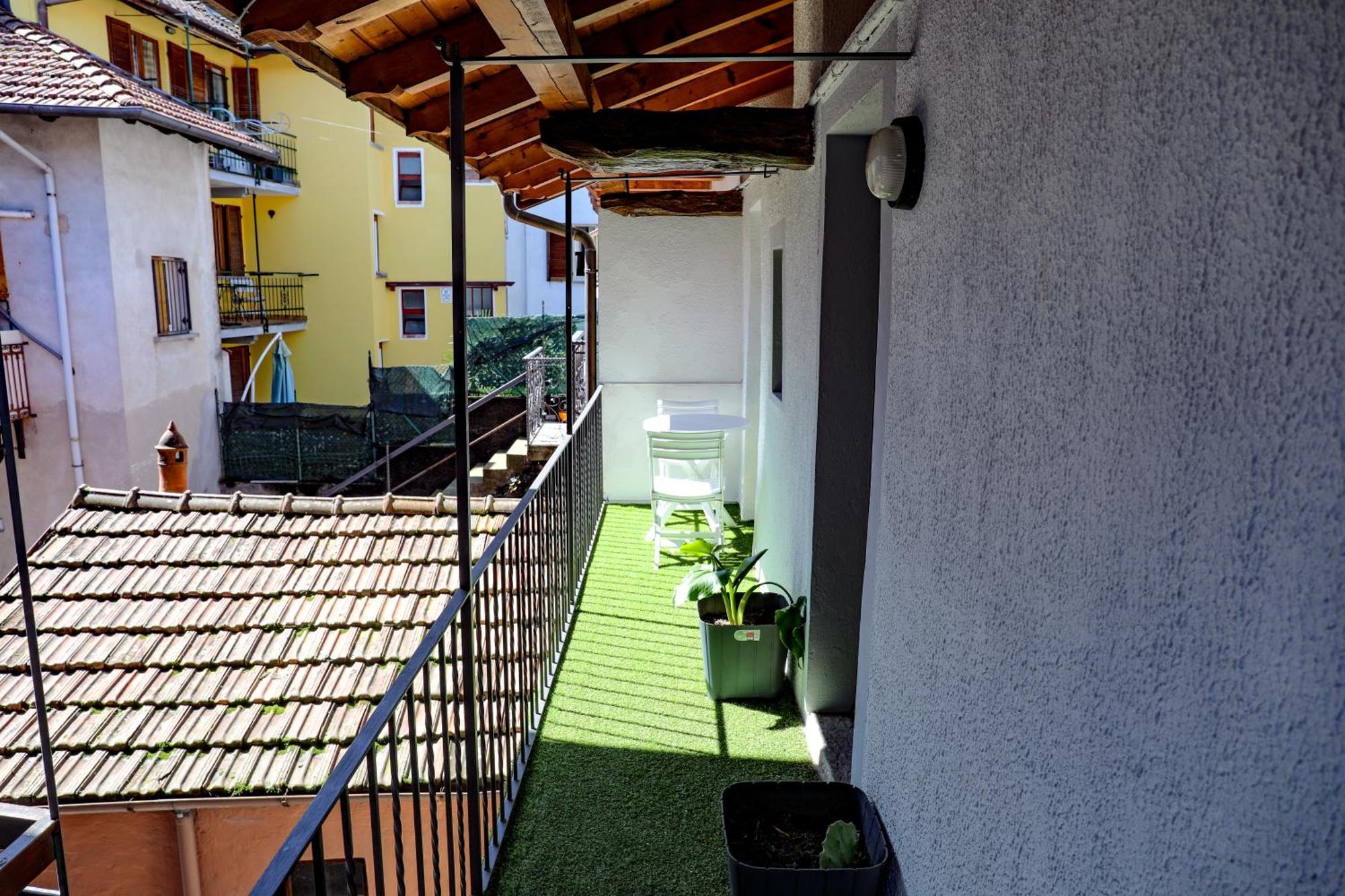 Vittoria Holiday House - Tulip Apartment And Tulip Room Stresa Exterior foto